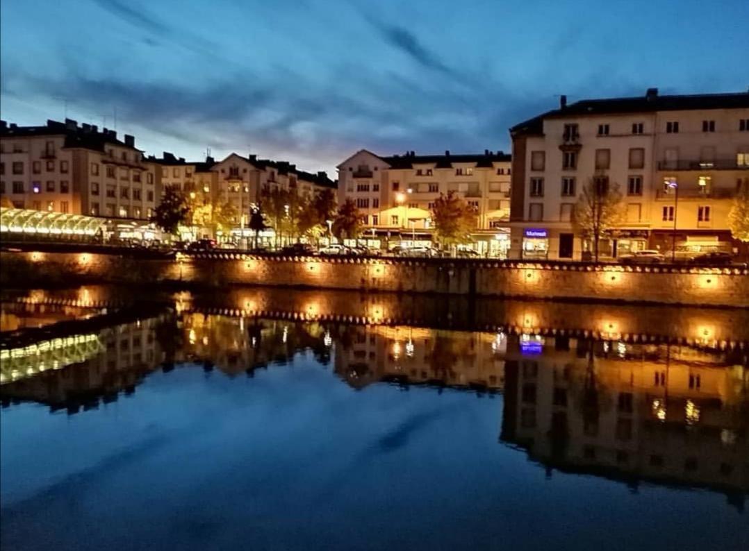 Chipote By Carl-Emilie Apartment Epinal Bagian luar foto